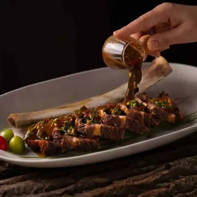 Grilled beef ribs with Dai-flavored pickled vegetable paste