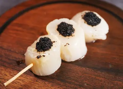 Grilled Black Truffle Scallop (3pcs)