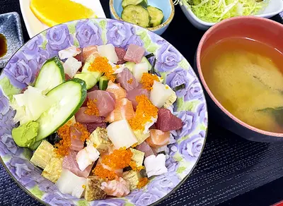 Chirashi Sushi Set