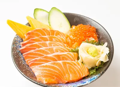 Salmon and Salmon Roe Sashimi Rice Bowl Set