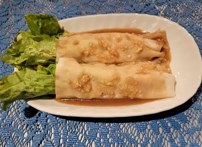 Fresh Lumpia (2 pcs)