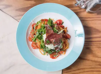 Spaghetti Puttanesca Pasta