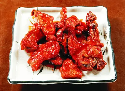 Signature Pork Ribs with Salad Sauce