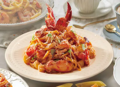 Lobster Spaghetti With Creamy Tomato Sauce