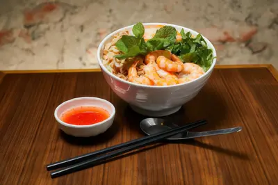 Shrimp with Dry Noodles