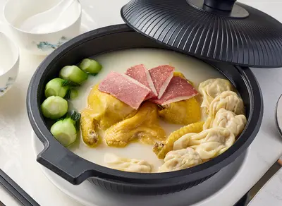 Chicken and Wonton Soup (Half)