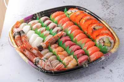 Party Sushi Platter (金)